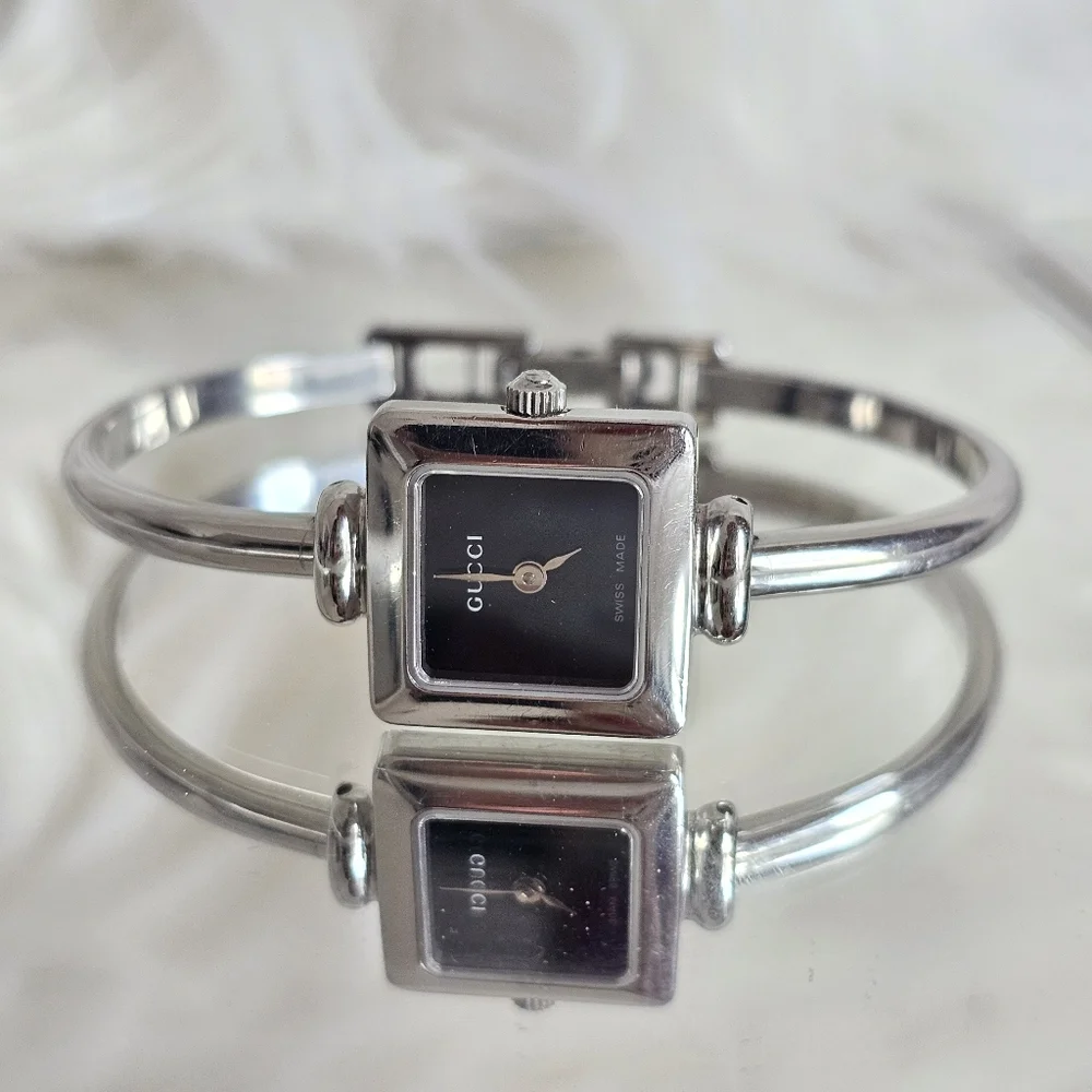 ❌SOLD ❌ 🖤 Gucci Watch 🖤 - Picture 9 of 9